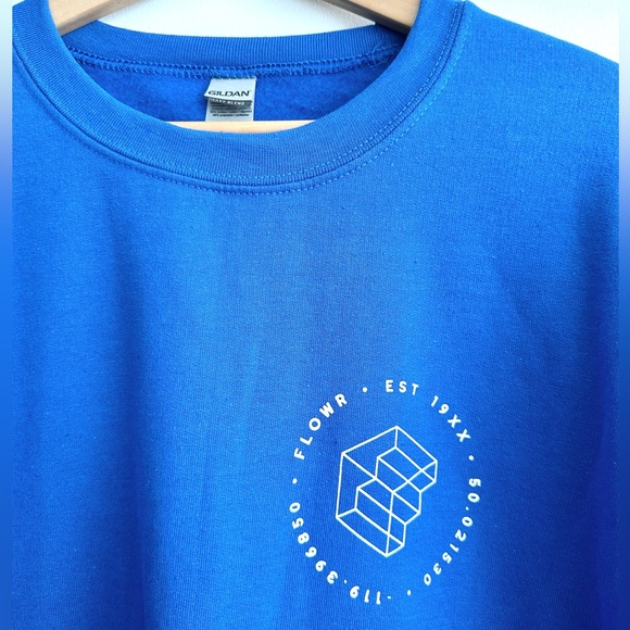 Gildan Heavy Blend Bright Blue Pullover Hoodie - mens medium - Picture 2 of 4